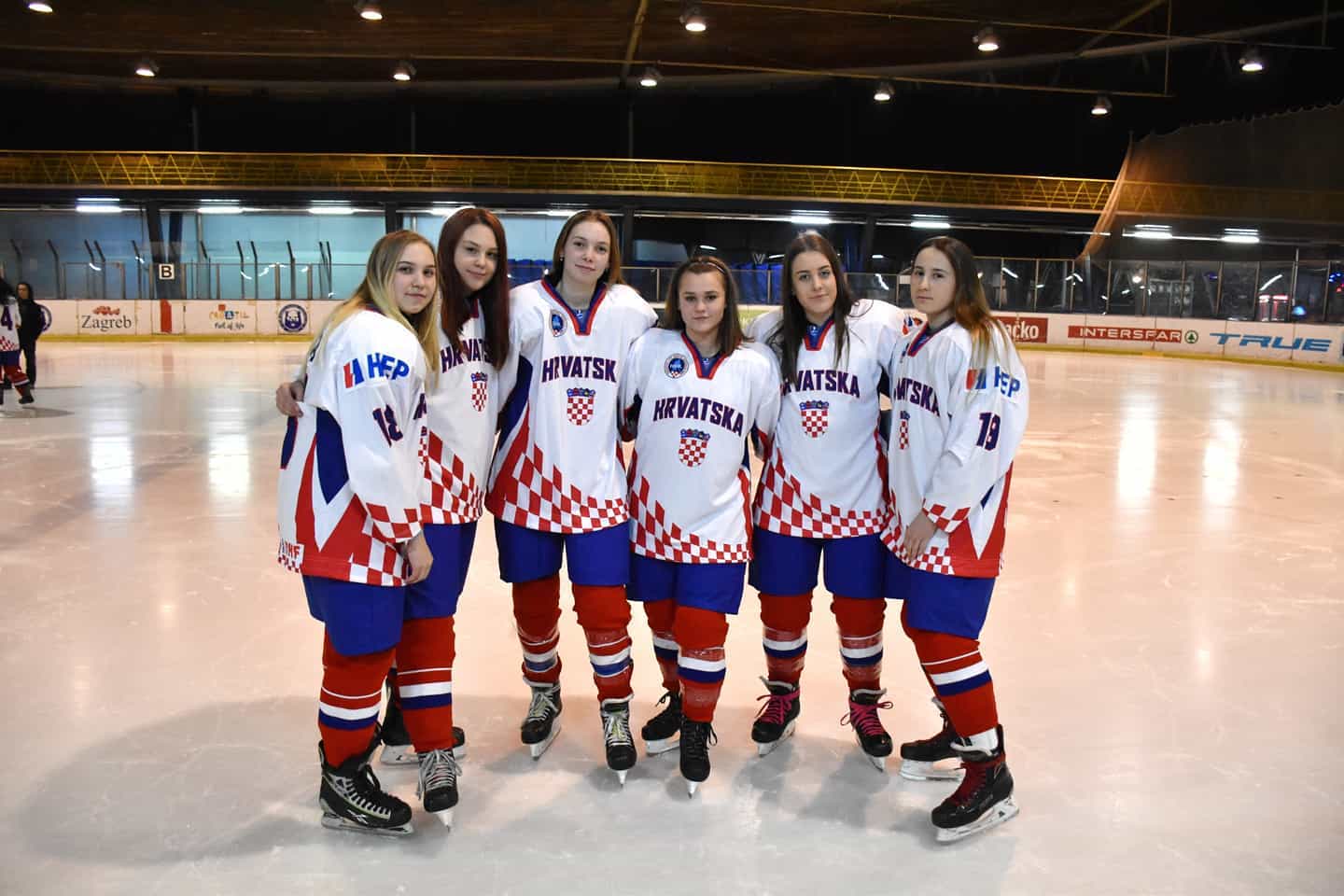 Women's Hockey Life