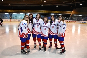 Women's Hockey Life